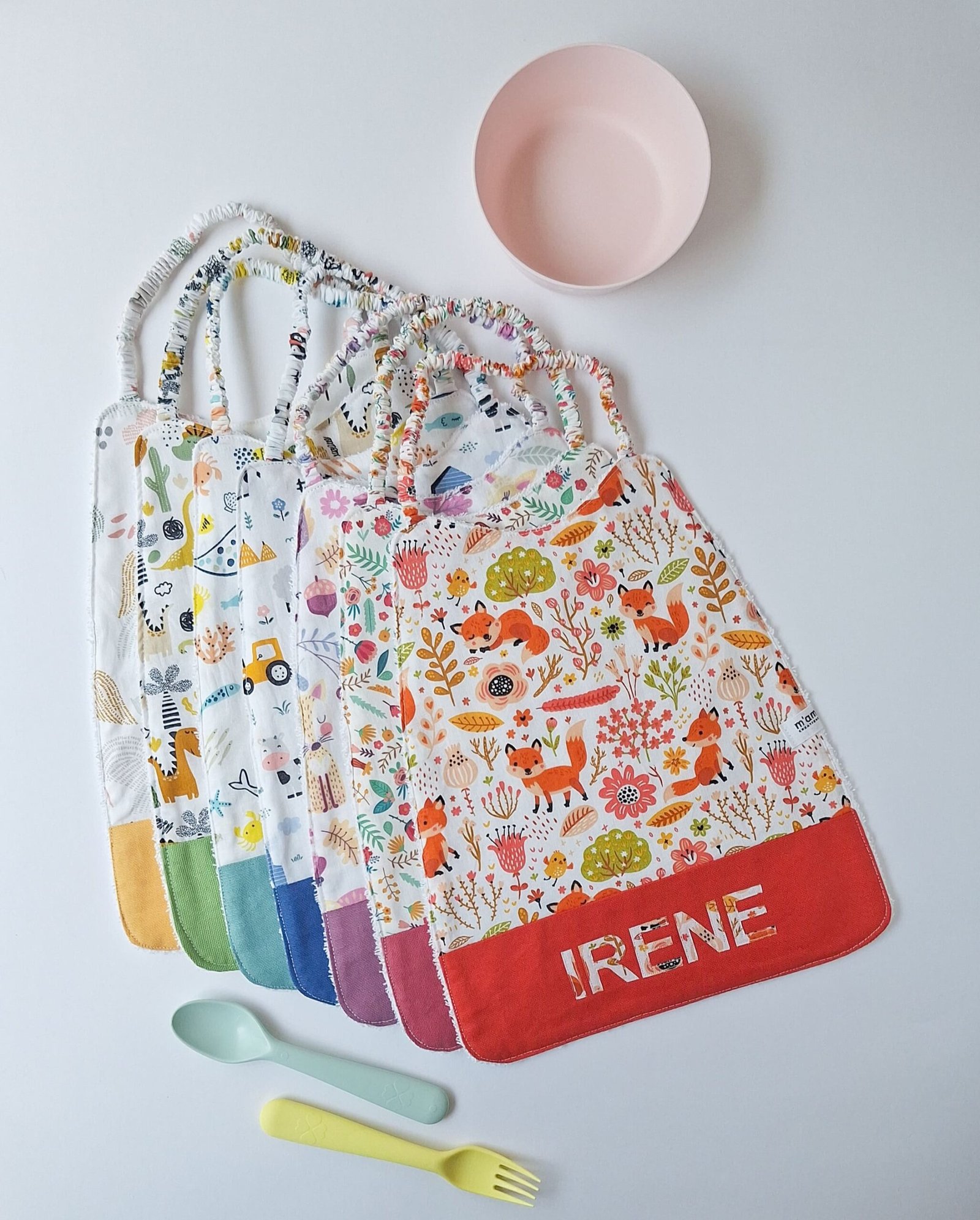 Bavaglino con elastico - per i pasti quotidiani - immagine 2