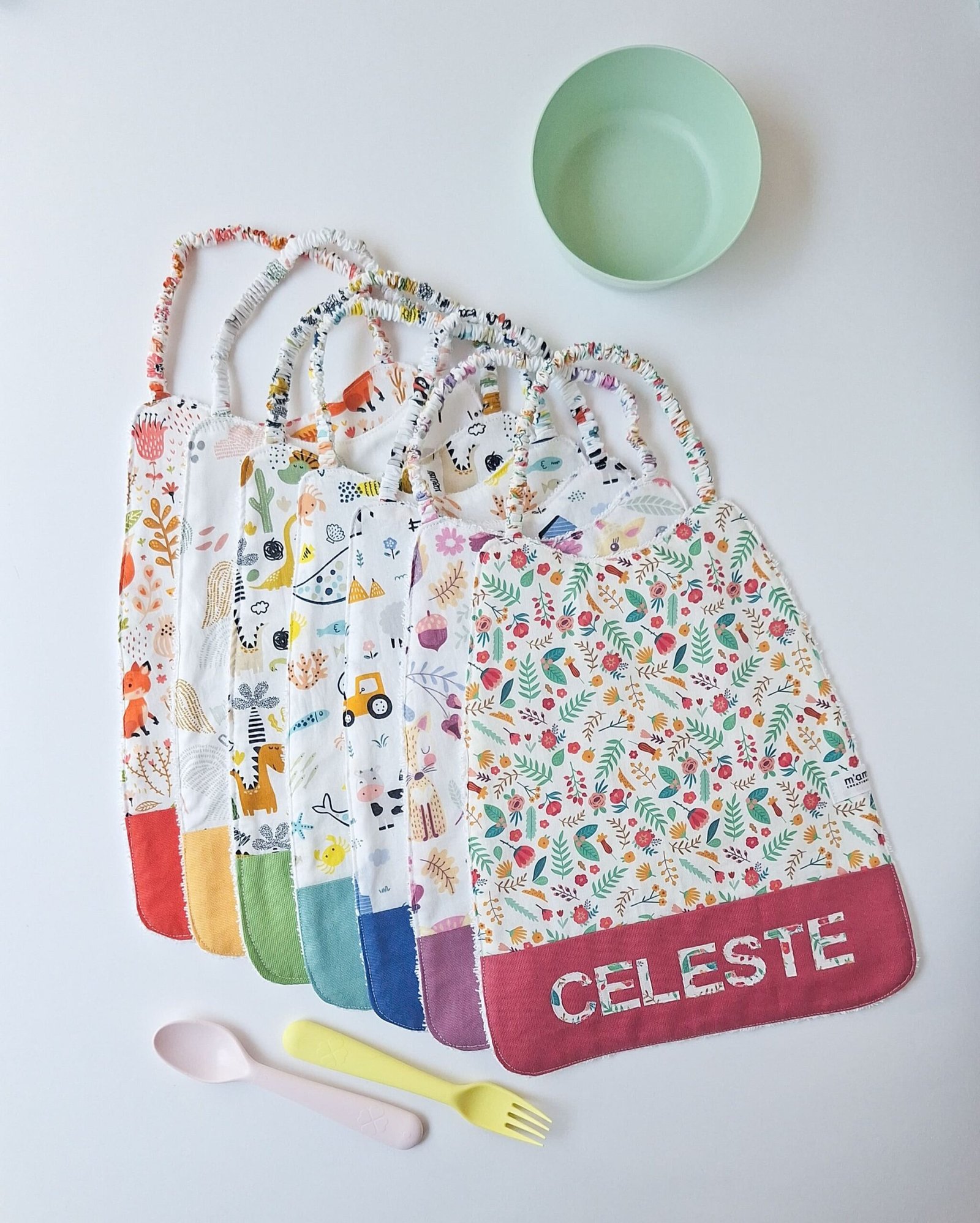 Bavaglino con elastico - per i pasti quotidiani - immagine 9