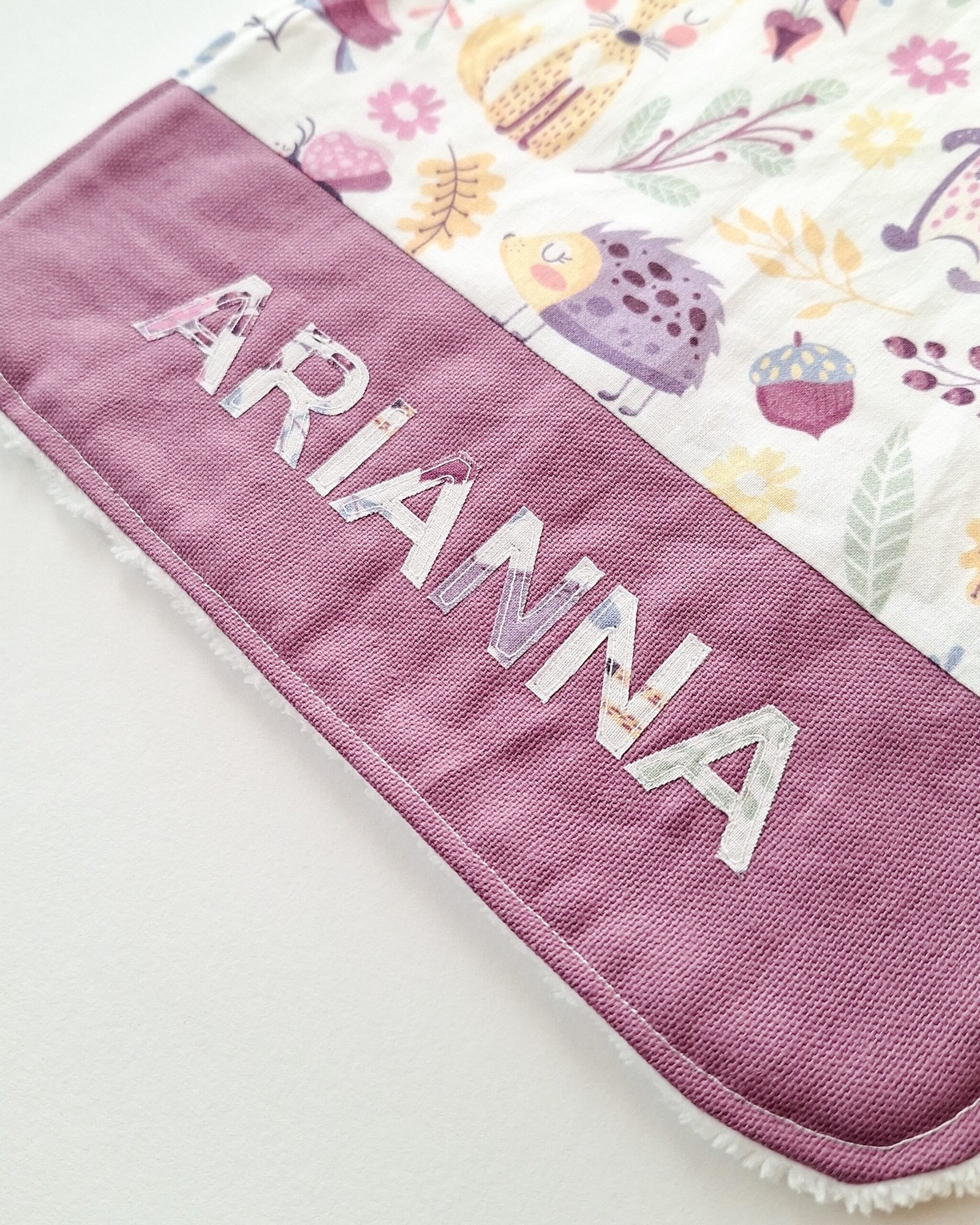 bavaglino con elastico personalizzato viola