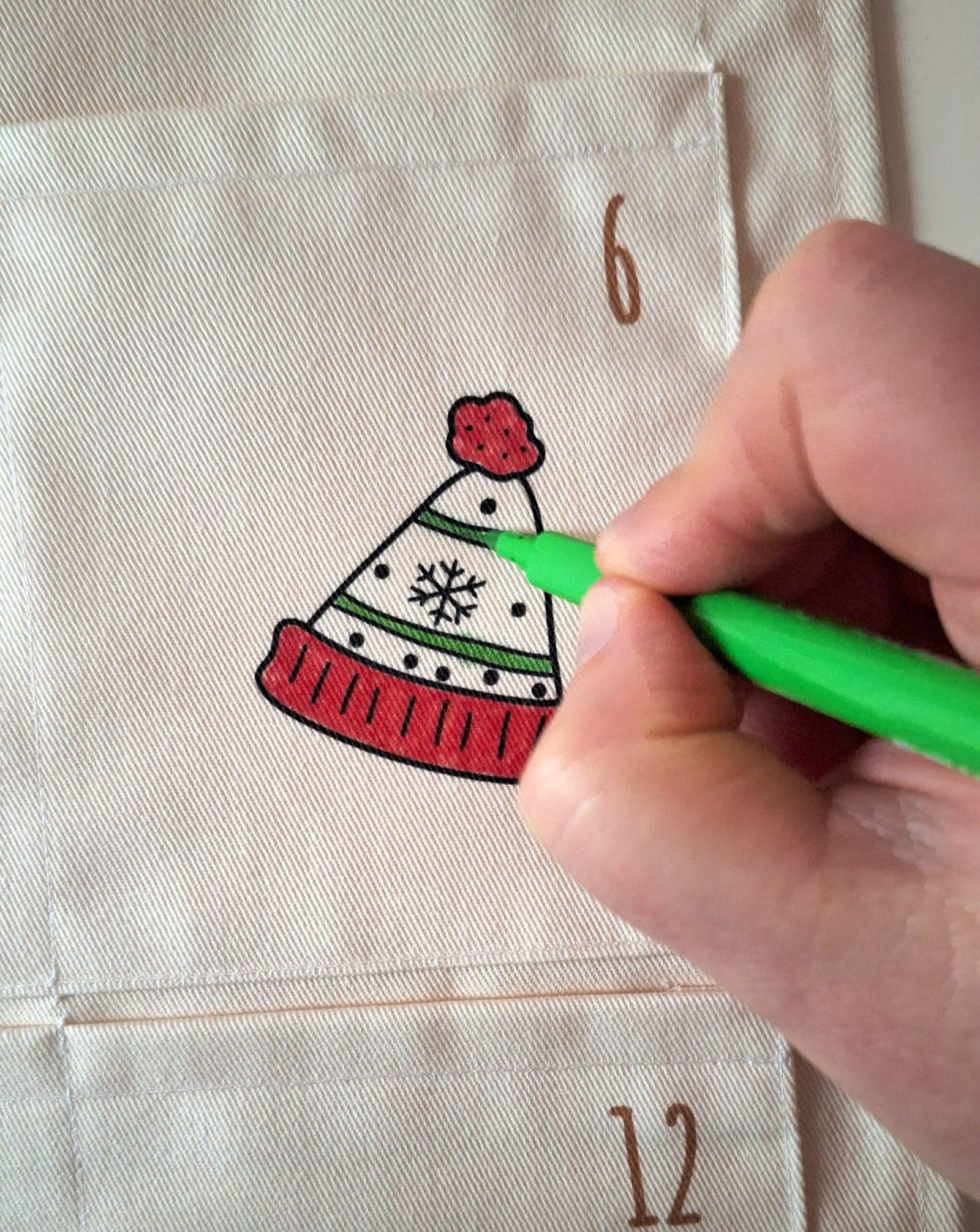 Calendario dell'Avvento da colorare con pennarelli lavabili