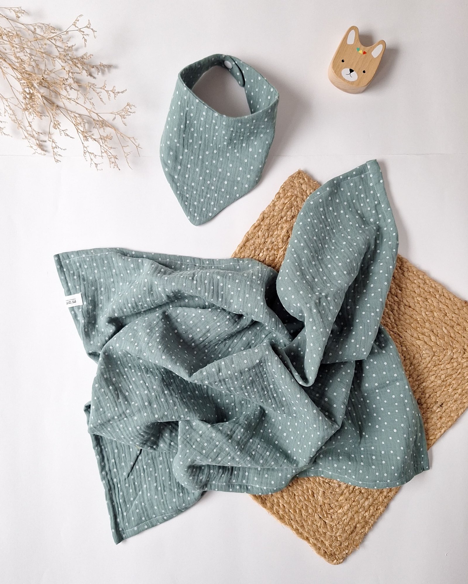 Set nascita in mussola verde