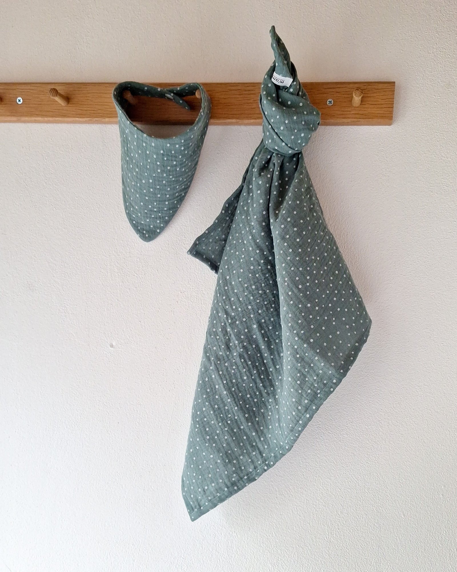 Set nascita in mussola verde